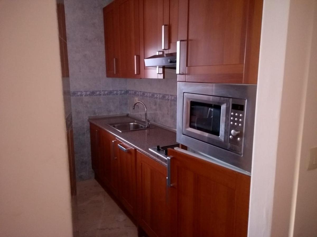 Apartamentos Don Juan Манилва Экстерьер фото