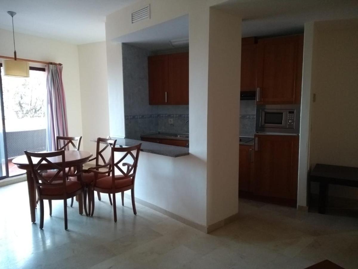 Apartamentos Don Juan Манилва Экстерьер фото